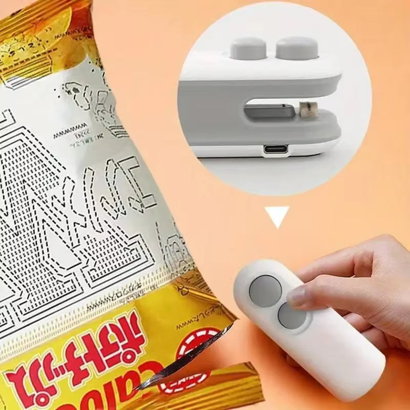Mini Portable 2-in-1 Rechargeable Vacuum Sealing Machine for Household Snack Preservation